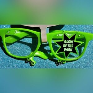 Reserved for lenasavchukk 3 pairs of sunglasses